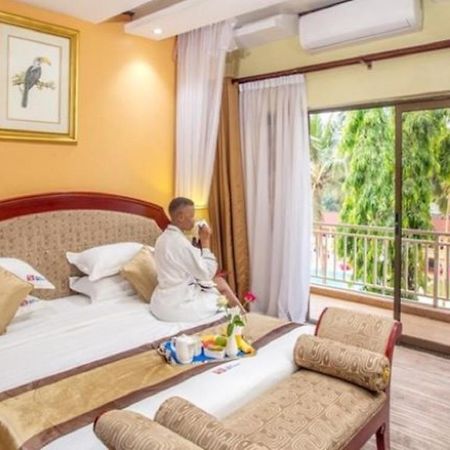 Hotel Africana Кампала Екстериор снимка