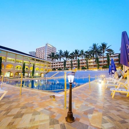 Hotel Africana Кампала Екстериор снимка