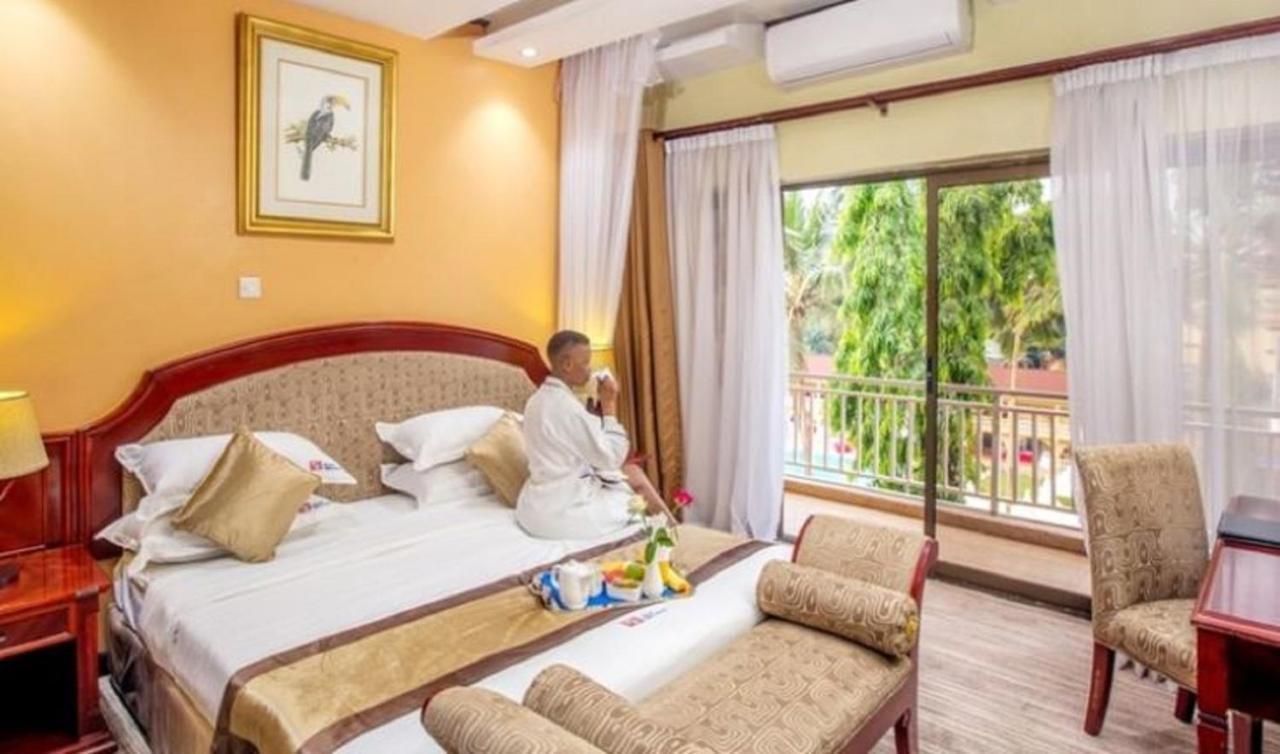 Hotel Africana Кампала Екстериор снимка