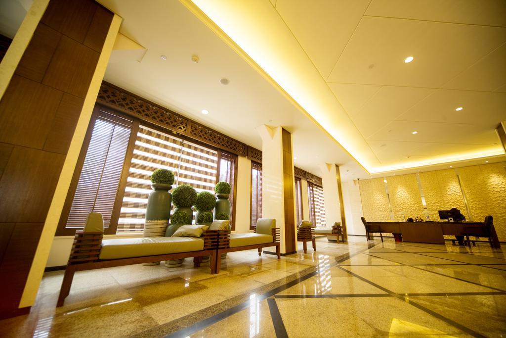 Hotel Africana Кампала Екстериор снимка