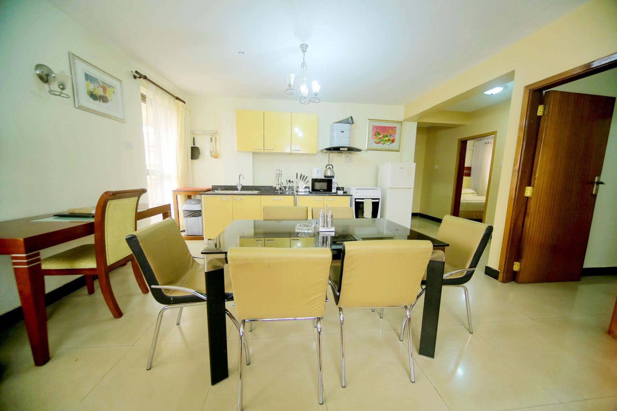 Hotel Africana Кампала Екстериор снимка